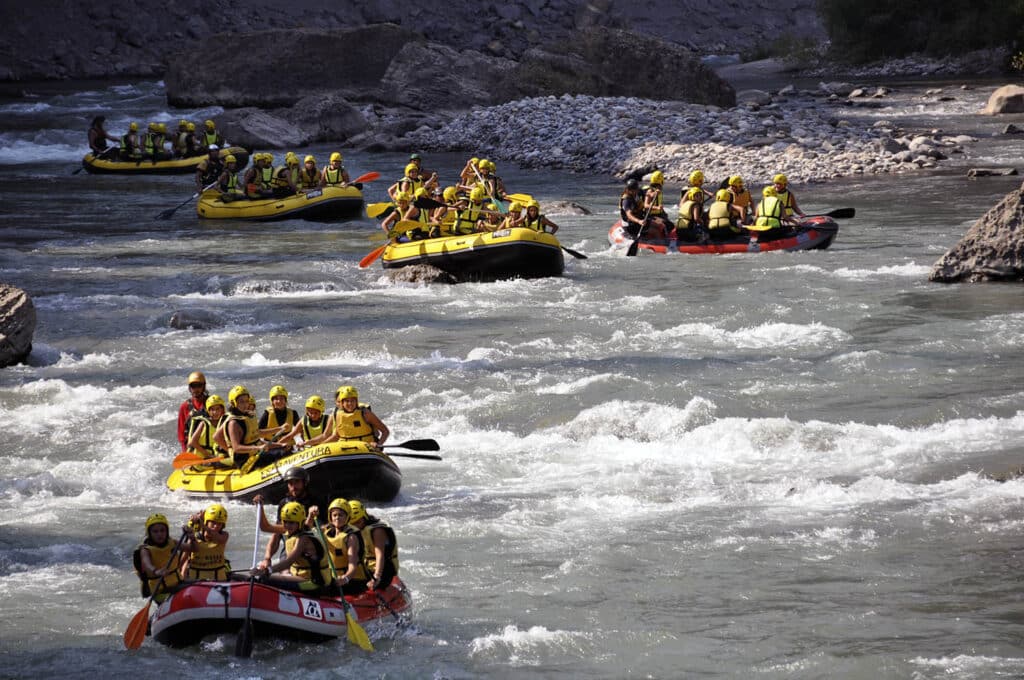 rafting en los pirineos de huesca actividades de aventura en Huesca