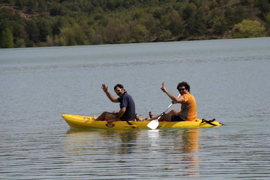 kayak huesca. kayak pirineos. kayak barasona. Actividades aventura en Barasona huesca